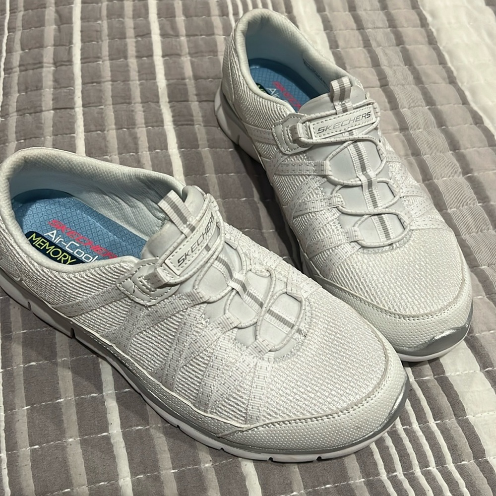 Brand New White Slip On Skechers!  Perfect for vacations!